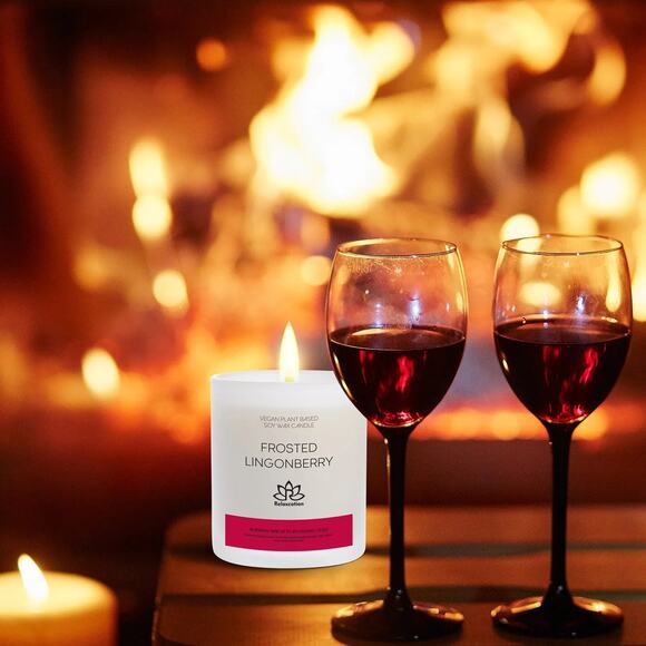 FROSTED LINGONBERRY Soy Wax Candle in Glass Jar (10 oz) - Picture 5 of 7